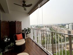 1 Canberra (D27), Condominium #636844731